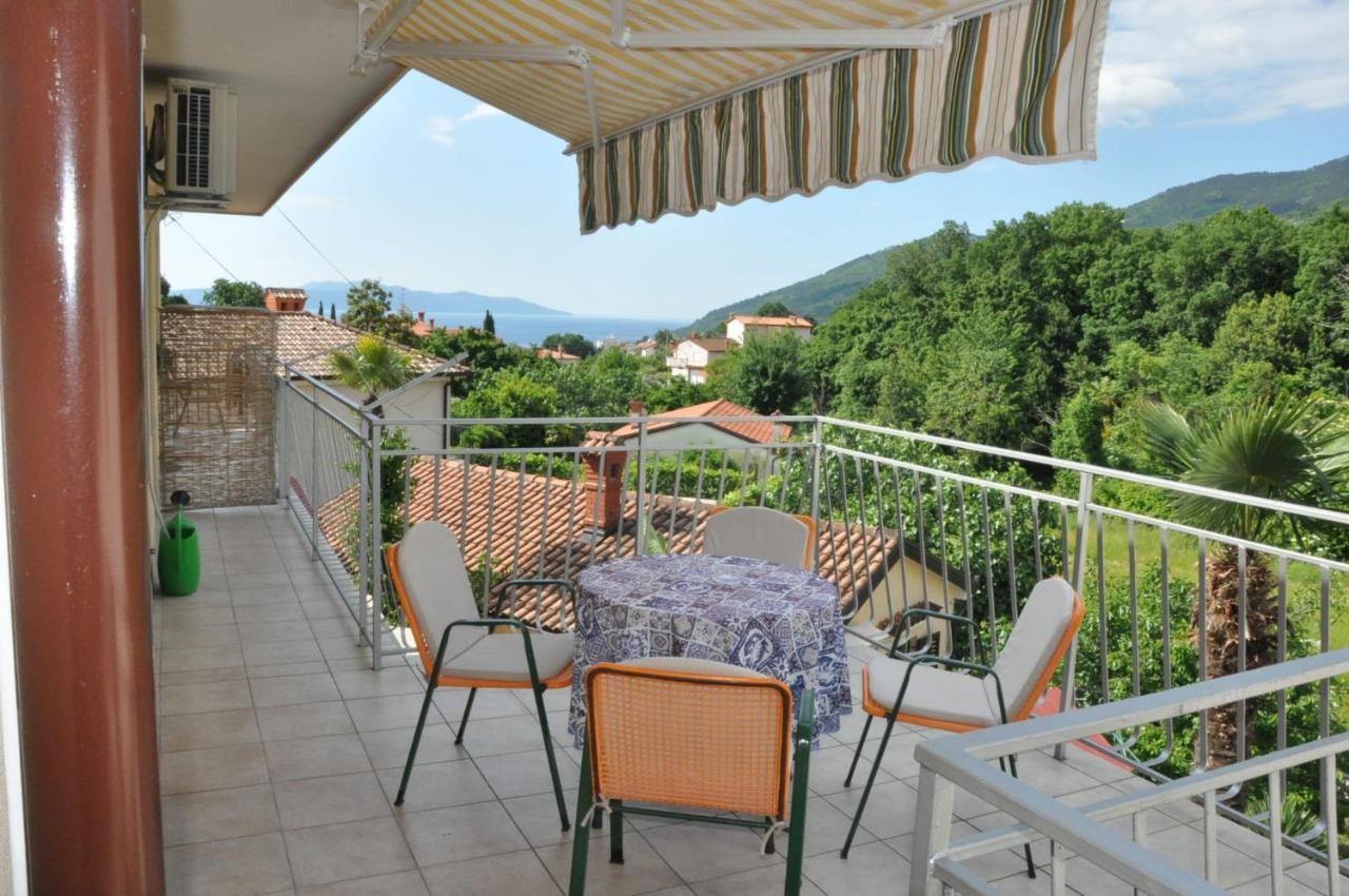 Apartments With A Parking Space Opric, Opatija - 7728 Lovran Extérieur photo