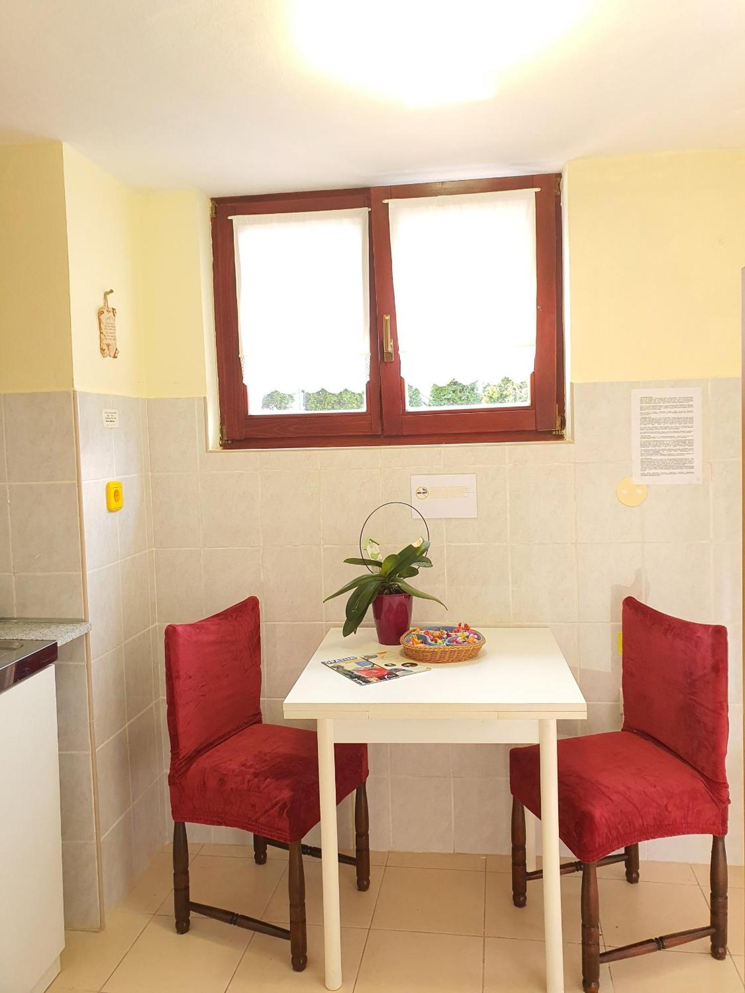 Apartments With A Parking Space Opric, Opatija - 7728 Lovran Extérieur photo