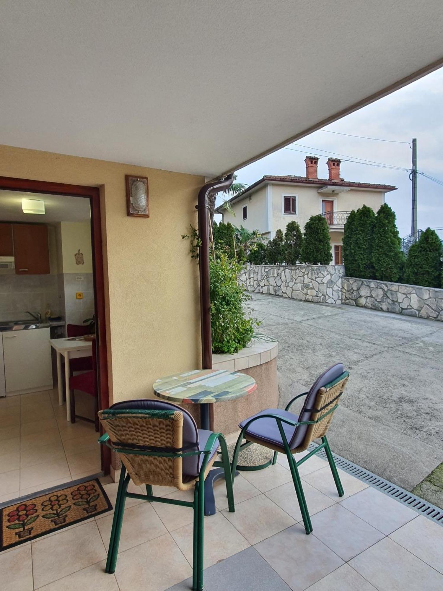 Apartments With A Parking Space Opric, Opatija - 7728 Lovran Extérieur photo